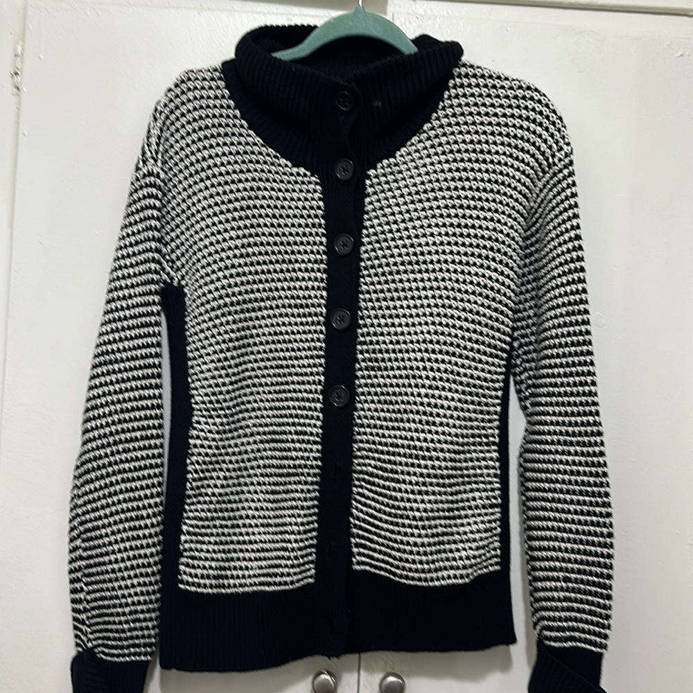 Banana Republic sweater